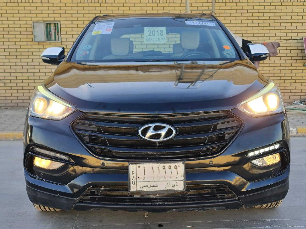 سنتافي 2018 وارد امريكي محرك 4 سلندر 2400 بيهه جاملغ وبنيد مصبوغ فقط بدون تبديل وبدون دواخل وشويه من باب السايق فنصبغ الباب فقط توحيد لون .. سياره جاهزه كير مكينه حداديه تواير تبريد ، رقم ذي قار مميز تحويل ثاني يوم .
تحكم جهتين ستيرين
كاميره وشاشه
اشاير بالمري
تحكم بالمري 
مانع انزلاغ
مثبت سرعه
5 راكب 
ماشيه 96 فقط يعني محرك نظيف جدا ..
*********** متواجد واتس اب
السعر 135 وبيهه مجال بسيط ناصرية, ذي قار
