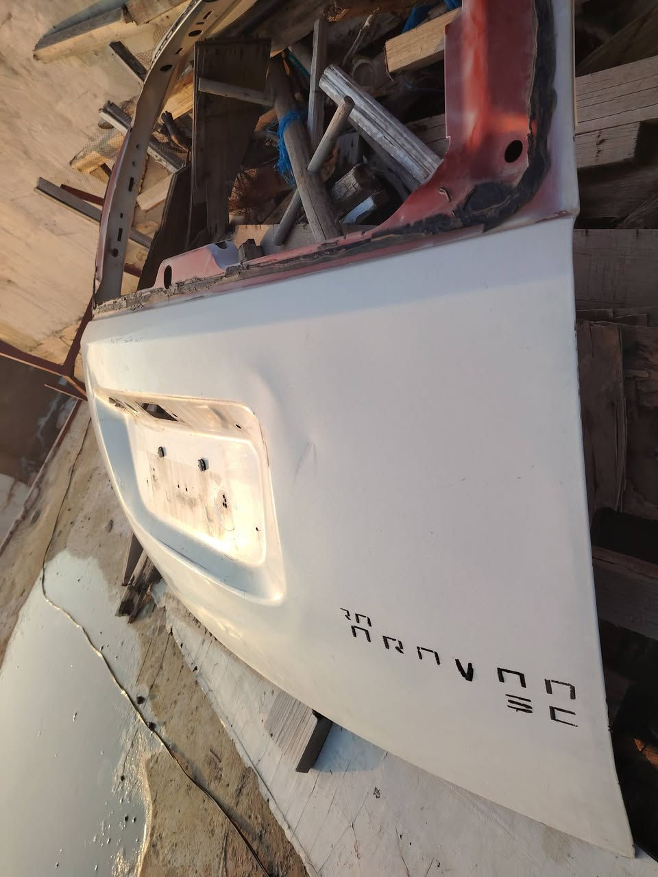 باب صندوق اصلي لونه الأصلي ماروني بس مصبوغ ابيض سعره ٧٥ وبي مجال للاستفسار الاتصال على الرقم اسيا ***********
