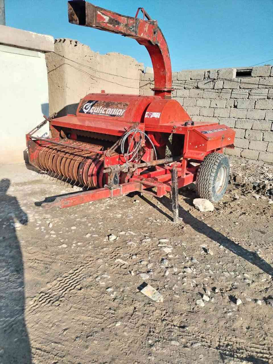 السلام عليكم مكينه تبن للبيع جاهزه ع شغل لاستفسار الاتصال ***********
***********
