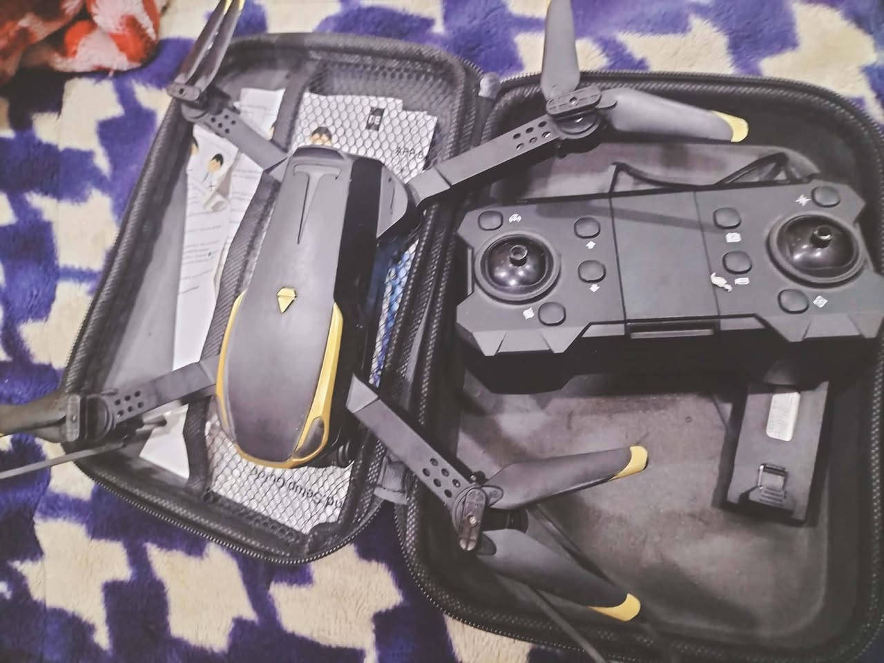 للبيع الكبيرة با 25 مع التوصيل والصغيرة با 20 مع التوصيل الكبيرة تشتغل بس بها خلل بسيط مانعرف نطيرها والصغيرة نقص ريشة


**إذا كنت صاحب هذا الإعلان وتريد حذفه لأي سبب، رجاءا أرسل رسالة إلى الدعم الفني**