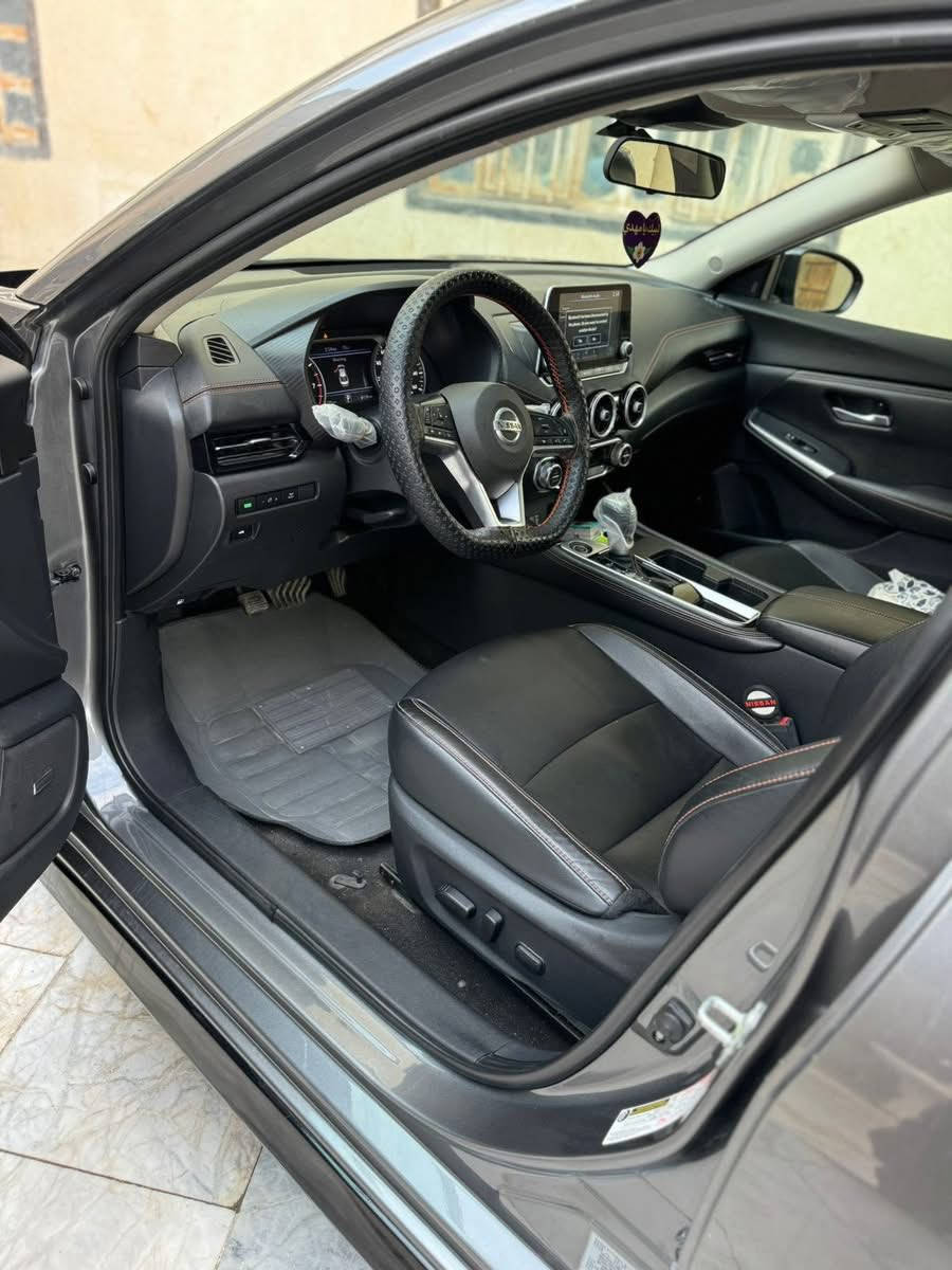 اخوان 
سنترا مديل 2022
فئه SR تجي اعلى فئه
السعر 138 وبيه مجال بسيط 
سياره رقمها قادسيه معوقين وكاله عندي 
داخله تقرير غرق وكفاله من كلشي كير مكينه كهربائيات
صارب بيه صبغ 4 اصابع بحافه البنيد عندي صورته قبل تصليح 
فول مواصفات 
4 كامرات محيطيه 
كشنات جلد +تدفئه 
فتحه سقف 
حساسات خلفيه 
رادار امامي 
السياره كدامكم والمواصفات كلهم واضحه كدامكم
مكان السياره البصره 
*********** واتساب
 0773 390 8122
