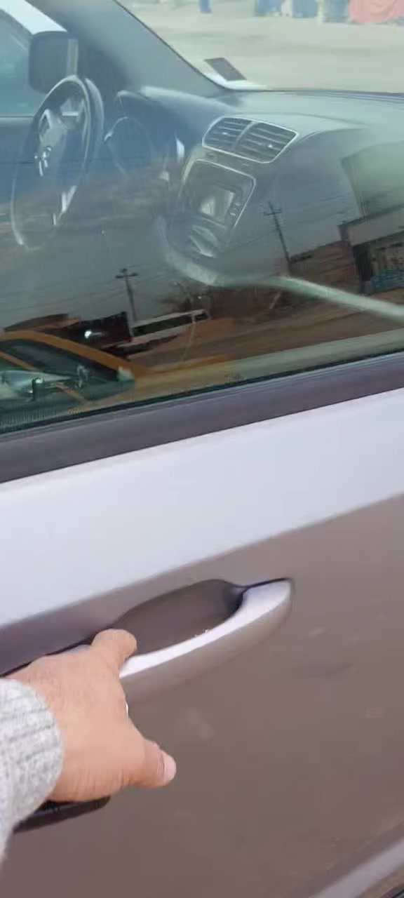 جورني سبعة راكب محرك ٤ سلندر
السعر ١٢٠ورقة اي ستفسار على الخاص


**إذا كنت صاحب هذا الإعلان وتريد حذفه لأي سبب، رجاءا أرسل رسالة إلى الدعم الفني**