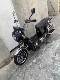 دراجة جبلي للبيع بطاريات 🔋شد قبل شهر على الفحص  07830519161
