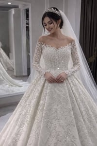 بدلة عرس • قياس ٣٨ • تركي