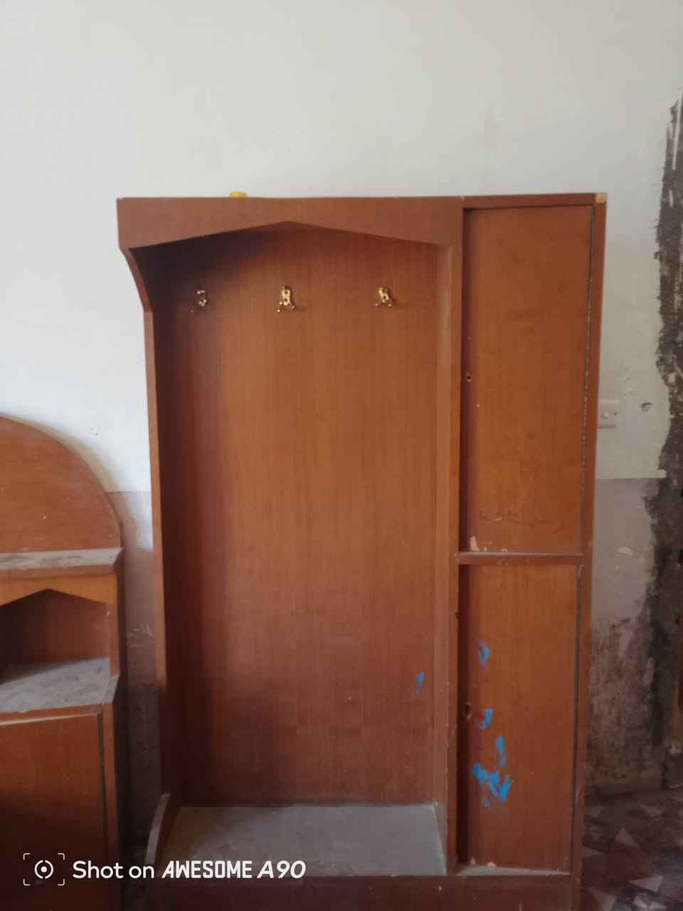 اثاث غرف مستعمل للبيع سعر 250 لتواصل عبر رقم ***********
