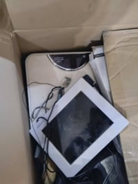 مكلف بلنشر 11 كارتونيه سعر الكارتونه 15 الف مكانهن بغداد 07713726127