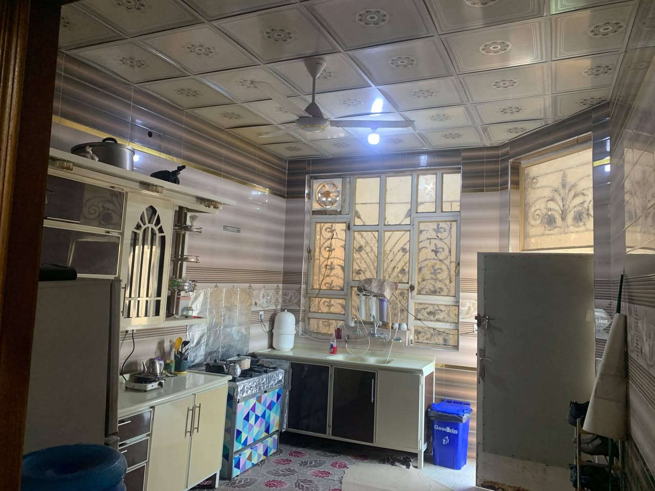 سلام عليكم ورحمة الله وبركاته 
بيت للبيع الشارع العام مقابل حسينية السادة السيد حسون 
مكلف بالنشر اتصال على الرقم
***********
