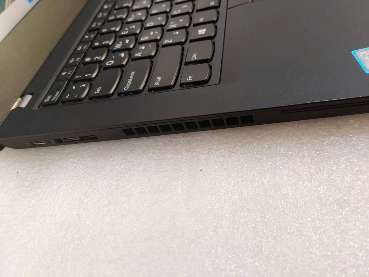Lenovo ThinkPad T480 💻
⚡ المعالج: Intel Core i5 الجيل الثامن
⚡ الرام: 16GB
⚡ التخزين: 256GB SSD
🔥 من أشهر أجهزة ThinkPad المعروفة بالمتانة والأداء العملي، مناسب للدراسة، العمل، التصفح، والبرامج المكتبية مع أداء مستقر واعتمادية عالية.
🚀 يوفر تجربة استخدام سلسة وسريعة بفضل ذاكرة 16GB وقرص SSD، مع تصميم قوي يتحمل الاستخدام اليومي لفترات طويلة.
✅ أداء ممتاز للاستخدام اليومي
✅ جودة تصنيع عالية ومتانة قوية
✅ مناسب للطلاب والموظفين
✅ جاهز للاستخدام مباشرة
🚚 متوفر توصيل لجميع محافظات العراق
🛡️ ضمان 10 أيام على الجهاز
📩 للاستفسار عن السعر والتفاصيل راسلنا على الخاص. 💙💻🔥


**إذا كنت صاحب هذا الإعلان وتريد حذفه لأي سبب، رجاءا أرسل رسالة إلى الدعم الفني**