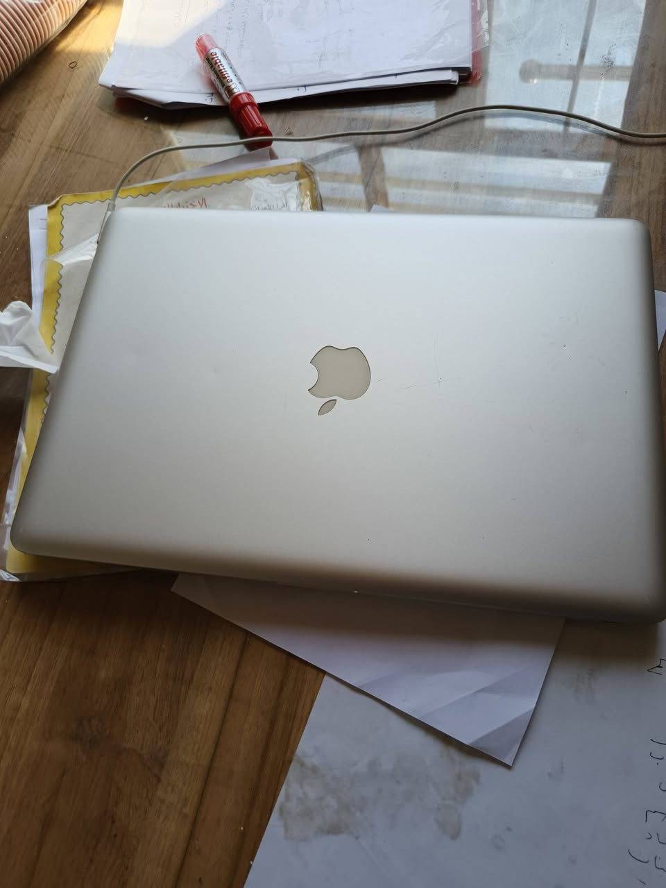 حاسبة ماك بوك برو نوع أبل
مواصفات
. 
. 
. 
رام 8 كيكا
هارد 1 تيرا اس اس دي
كور اي 7
الجيل 9
كارت شاشة 4 كيكا

ب350 وبيها مجال...
بيها فقط ضعف بالبطارية


**إذا كنت صاحب هذا الإعلان وتريد حذفه لأي سبب، رجاءا أرسل رسالة إلى الدعم الفني**