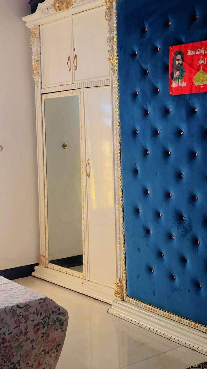 غ
غرفة نوم للبيع 
 سعر مليون وبيها مجال
 عنوان ديالى زهيرات 
للاستفسار عل خاص


**إذا كنت صاحب هذا الإعلان وتريد حذفه لأي سبب، رجاءا أرسل رسالة إلى الدعم الفني**