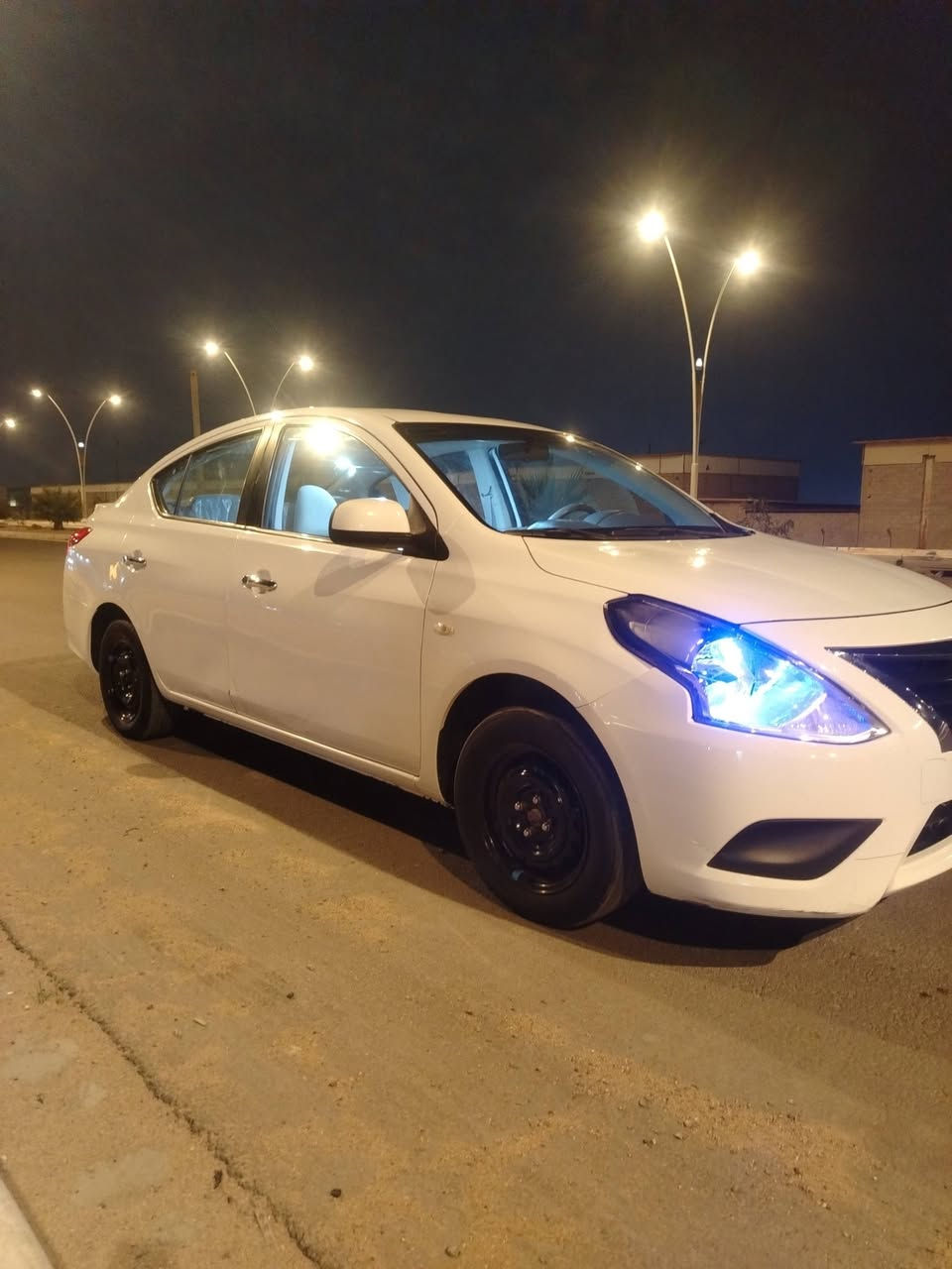 سلام عليكم نيسان سني مديل 2021 هندي بليته زركه
رقم أربيل
مكفوله ضربه وتبديل وصبق
مكينه وكير وحداديه تخم تأير تبريد خير من الله
سعر 102 $ وبيهه مجال لشراي
مكان سياره بصره حي بغداد شارع المكاتب
رقم الهاتف ***********
