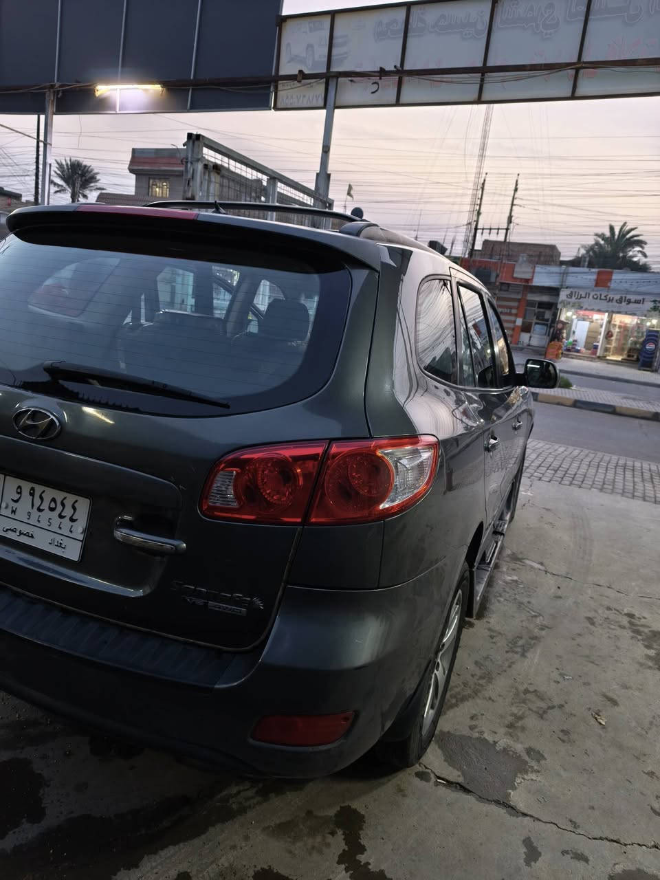 السلام عليكم سنتافيا  رقم بغداد خليجي موديل 2008
فول موصافات عدى البصمة 
سبعة راكب   ثلاث قطع تبريد 
فتحه سقف تحكم اتسيرن جهتين 
شاشة اندرويد كامرة خلفية
تخم تاير جديد 
صدر جديد 
عدسات خاصة متغيرة الالوان استيراد خاص  
سيرفس منضومة البانزين جديد قبل 4 ايام سويته
منضومة غاز بيه شد كومي بالدورة يعني 
تنسى البانزين والدوانز بالصيف 
سنوية باسمي تحويل مباشر 
مكاني بغداد حي اور 
***********
