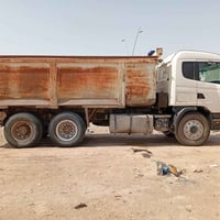 تريله قلاب • موديل ٢٠٠١ • بصرة زبير