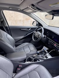 للبيع كيا نيرو أعلى فئة  هايبرد SX Prestige الموديل:-2024 العداد:- 28....