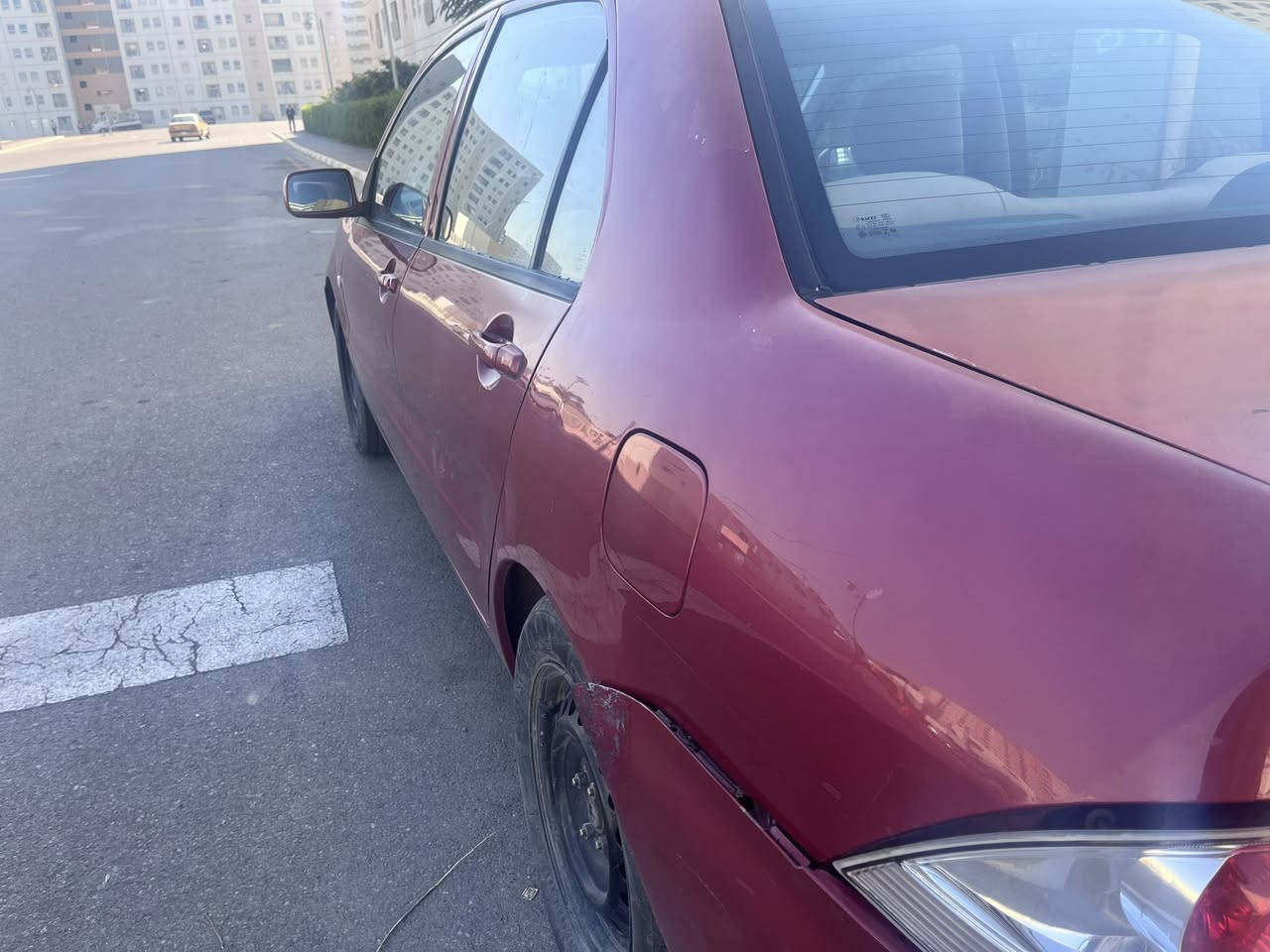 سلام عليكم لانسر 2011
سيارة مكفول من صبغ وضربه 
على وضع الشركه 
بيها منضومه غاز 
السعر 93 
*********** بغداد بسمايه
