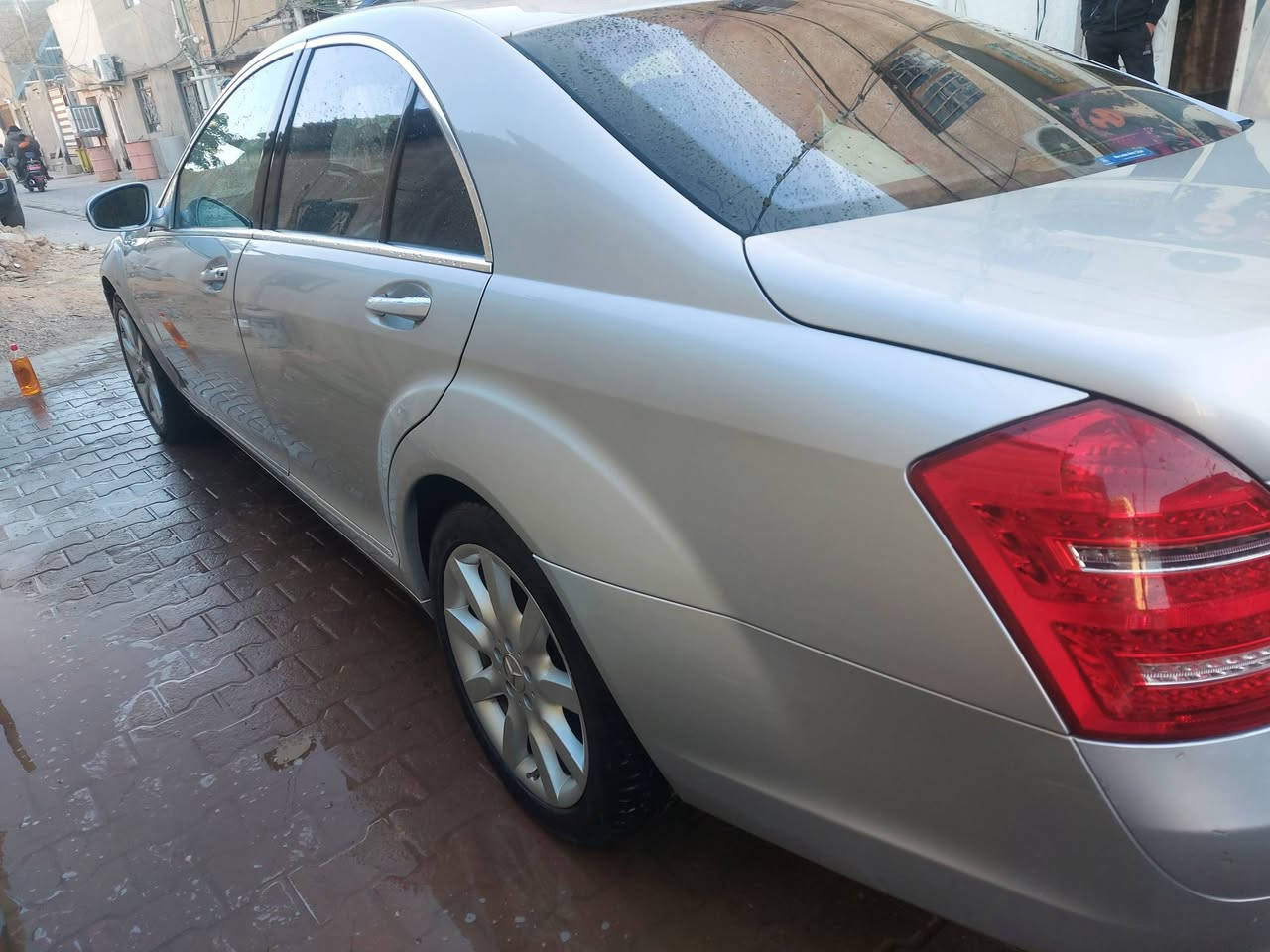 مارسيدس اس جديده ادوات ٢٠٠٦السعر١١٥ تبريد ثلج حداديه جديده تخم تاير النضافه ميه من ميه لوك ا  اتصال ***********
