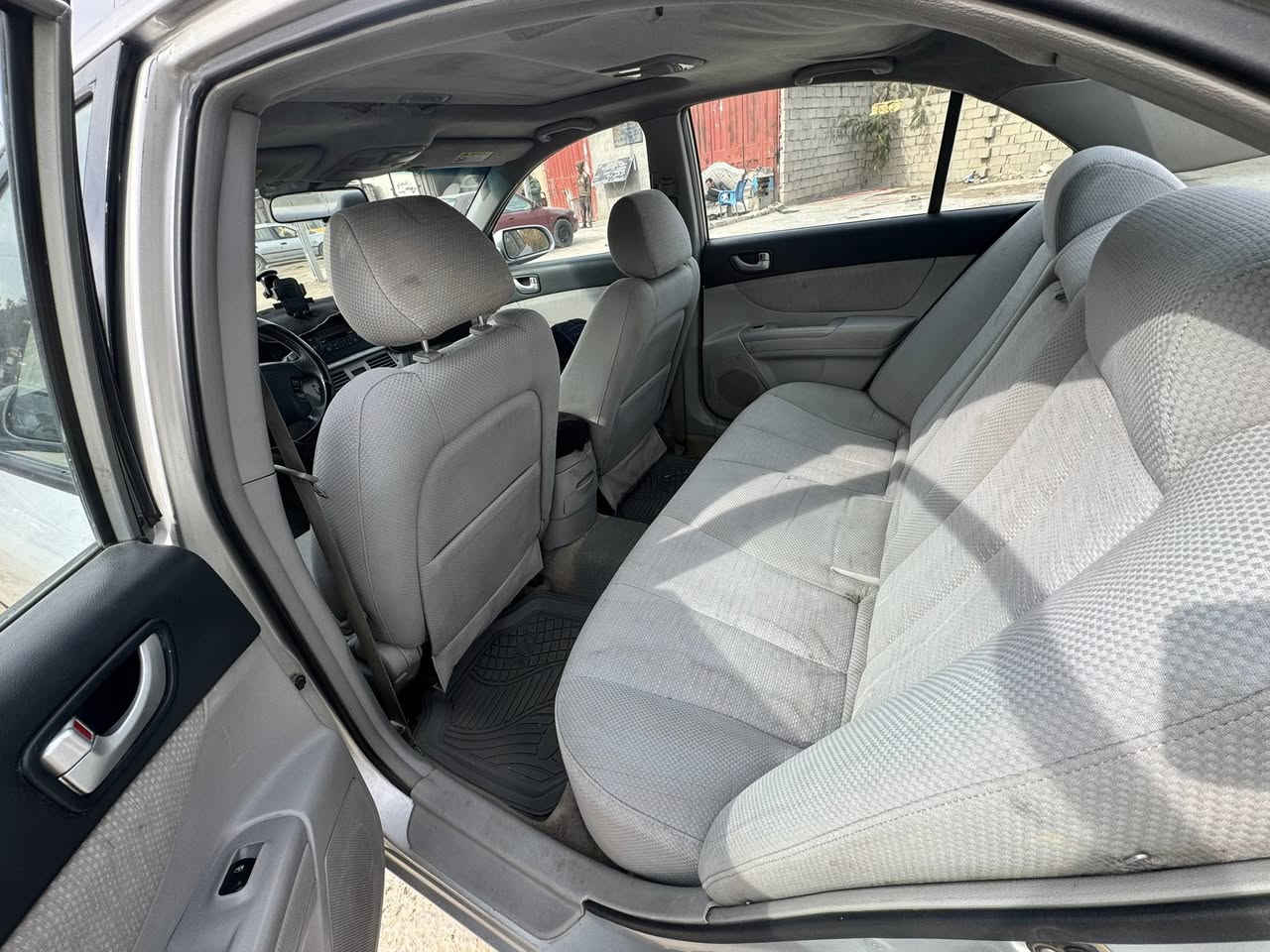 سوناتا ٢٠٠٨ خليجيه فول مواصفات محرك ٢٤٠٠  مكفوله من الصبغ والتبديل عدى مكانين بارد جدا بسيط وبيه جرد بسيط بالقماره 
كير محرك حداديه كفاله رقم بغداد بسمي 
سعره ١١٥ وبيه مجال 
مكان كربلاء الحسينيه 
***********
