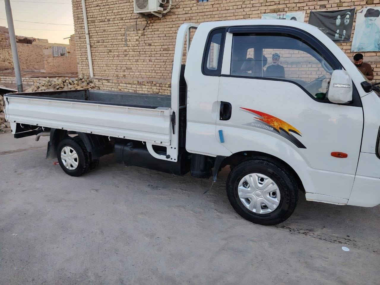 كيا بنكو للبيع موديل 2007 رقم بغداد انكليزي كفاله محرك كير شاصي  تخم تاير جديد السياره احلئ من الصوره وبيها نصبه كلش حلوه المكان ميسان السعر 90 السياره باسمي مداور ثاني يوم 
***********
‏‪***********‬‏
