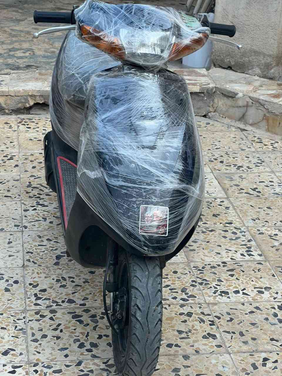 دراجه ساسوكي رياضي جديده صارهه اقل الشهر طالعه من الوكيل شرط الفحص نضافه فول السعر 600 الف نهايتهه العنوان ميسان قضاء المجر الكبير الاستفسار ***********
