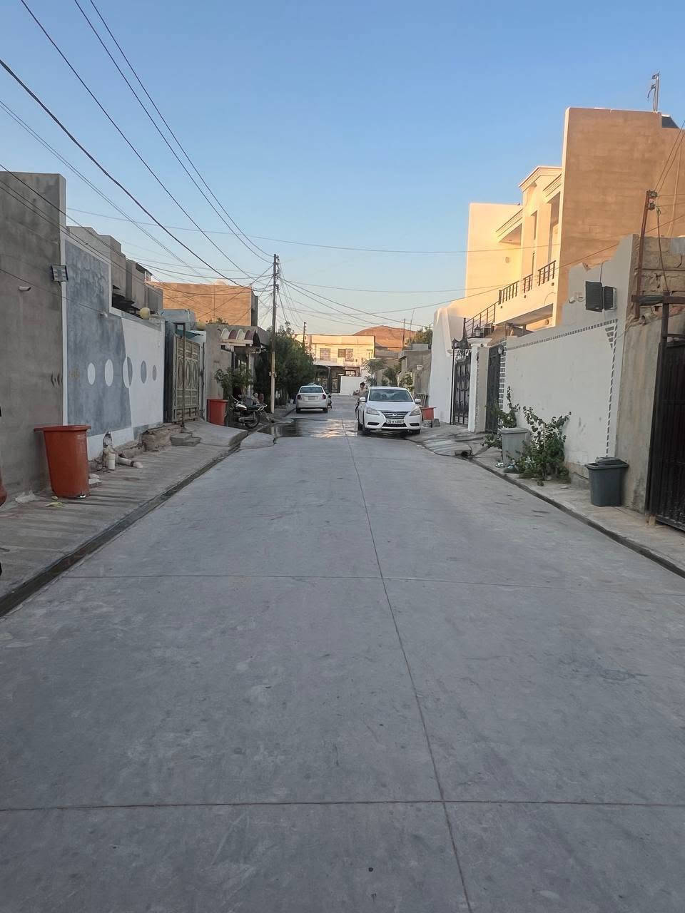بسم الله
بيت طابو شرط التحويل للبيع للبيع 
المساحه 100متر الواجه5 والنزال 20 
العنوان طوز حي جمهورية قرب جامع ستار ومحطة كهرباء ومدرسة ومستشفى جمهورية 
غرفتين نوم للاستفسار الاتصال على الرقم 
*********** أو *********** أو 
مراجعة مكتب هيوا للعقارات العنوان طوز سوق حسن قوان قرب سلام عطور مستعدون لجميع العروض والترويج المعاملات بشكل قانوني بإذن الله
