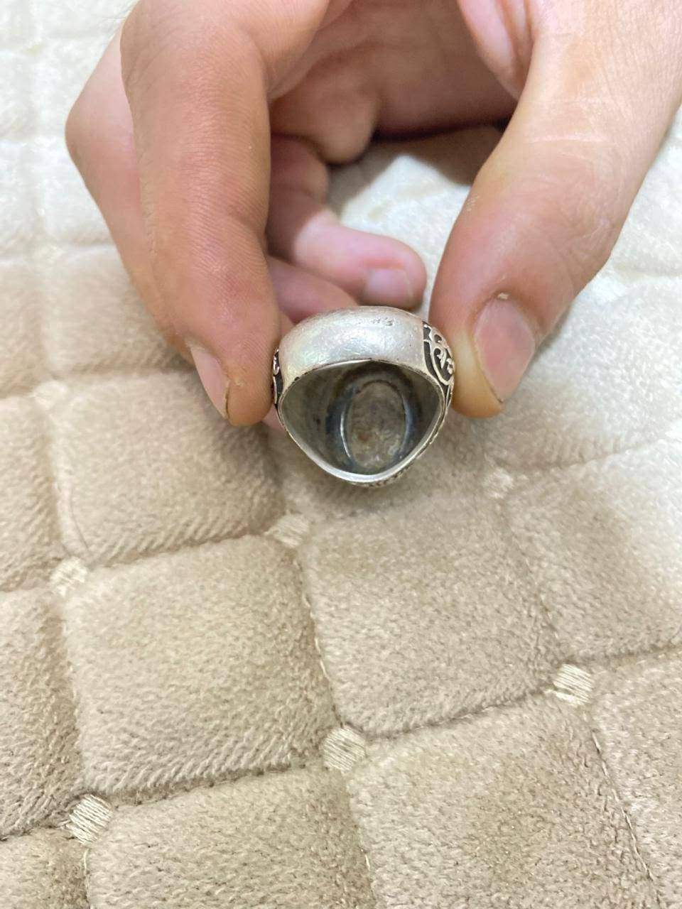 ▪️ببركة صاحب الزمان ع
تحفة من الفيروز النيشابوري_
صياغة المبدع والمتألق (حمزة)

السعر لهذا الخاتم:
80_شامل التوصيل

لتواصل والاستفسار خاص او..
ه‍ــ***********
