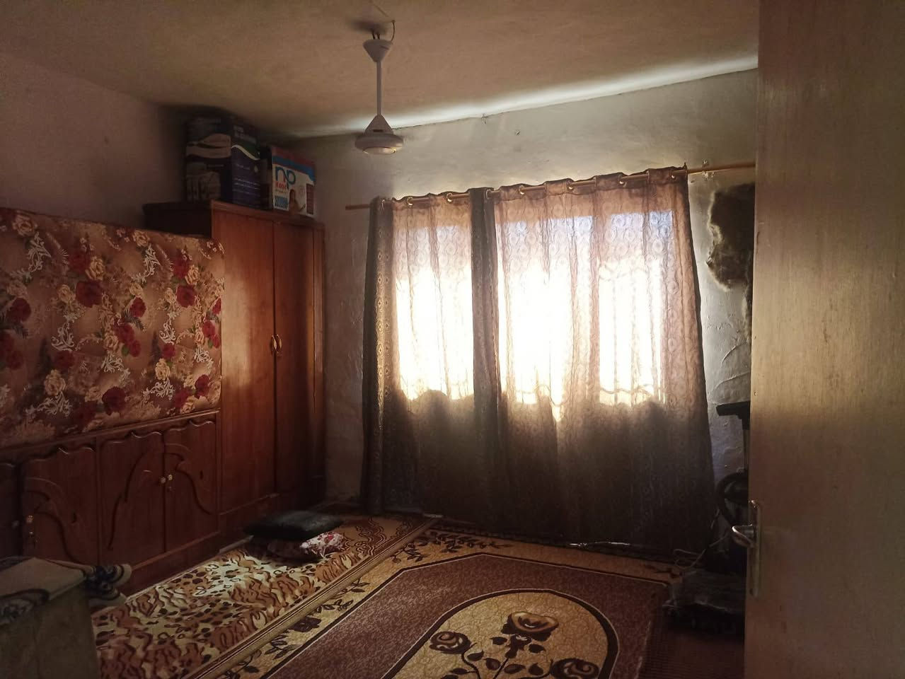 دار لبيع أو مراوس حسب القناعه طابو صرف مساحه ١٧٣ متر بدايه سوق الجمعه سوق بلدروز كامل
للاستفسار مراجعة مكتب سما بلدروز للعقار مدخل شارع العلوة 
***********
