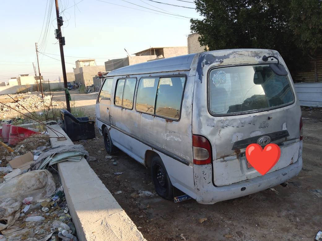 السلام عليكم هونده للبيع موديل 94 رقم بغداد احمر 
راعيها مااندله مكينه كايمه اتكفل سرقه وعشائر السعر 10 قفل عنوان بغداد زعفرانيه ***********
