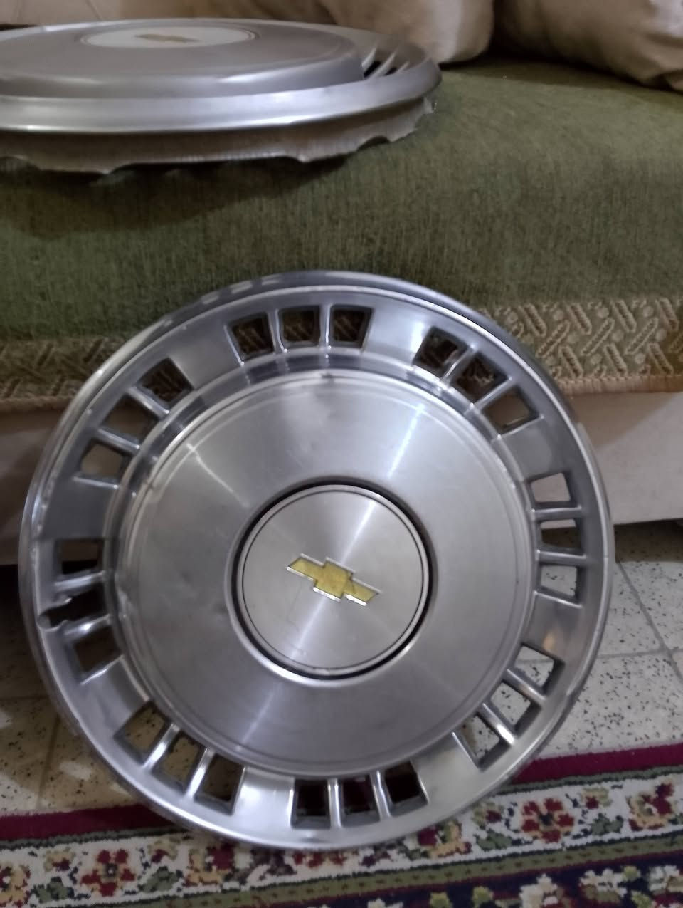 كبات امبالا حجم 15مكان بغداد توصيل ماعندي علق وجاوبك او اتصل او رمش اتصل عليك***********
