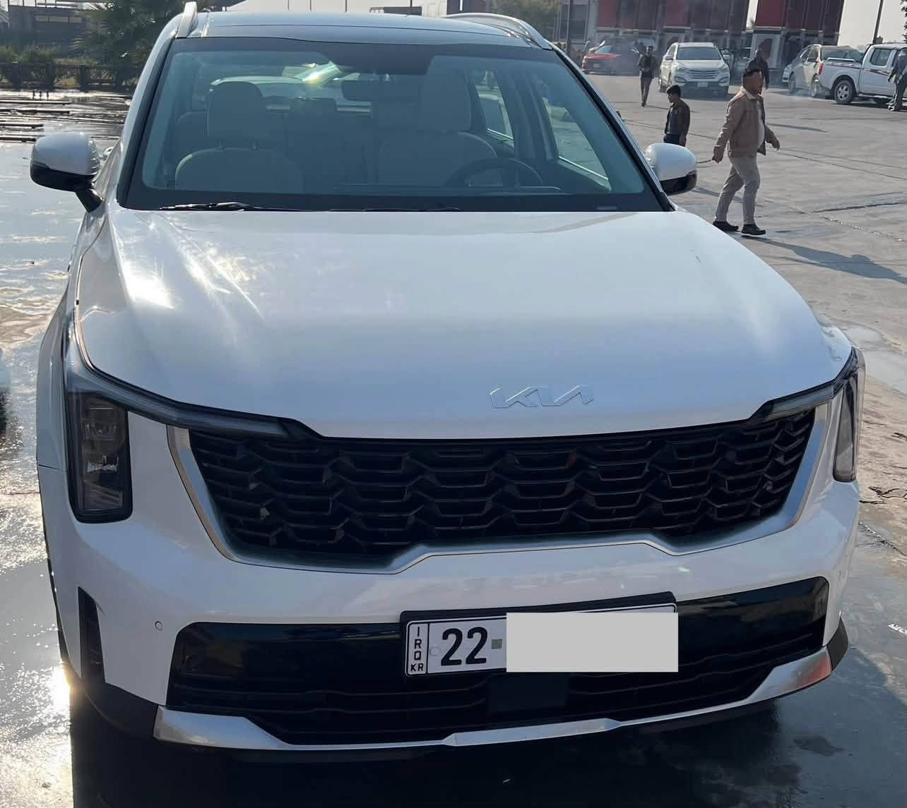 سورنتو 24 خليجي بيها 3 قطع صبغ مع الايرباك 
رقم اربيل 
محرك 6 سلندر
بانوراما 
كير ماوس 
بصمة وتشغيل 
كامرة خلفية دوارة
حساس امامي وخلفي 
كراسي كهرباء
جنطة كهرباء
ويل 19
7 راكب
3 قطع تبريد
انارة داخلية ليزرية
شاشة تعمل بنظام بلي كار
مانع انزلاق
هندبريك دكمه
بردة ابواب خلفية
ماشية33 الف
مكانها الديوانية
***********
