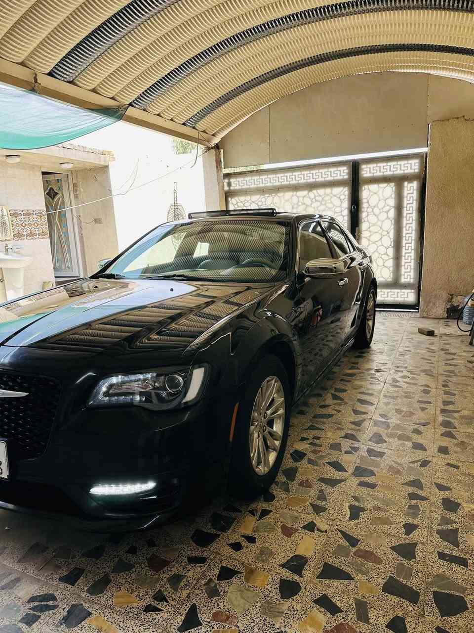 سلام عليكم اوباما مديل ١٧ اصل اصل فوول مواصفات للاخير ماشيه ١١٢ سيارة داخله كلين بل عراق بنيد صبغ + صندوق تقسيم ول باقي كله كفاله رقم بصرة تحويل 
بانوراما 
برده خلفيه 
خزن ميموري 
دواخل بيجي 
ستيرن كهربائية 
حساس خلفي 
رادار جانبي
وباقي المواصفات المعروفة 
رقم بصرة تحويل سعر ١٨٨ وبيه مجال قليل 
ملاحظة/بدون ارباك بدون دواخل بنيد صبغ فقط وشرط فحص لاستفسار رقم
***********
