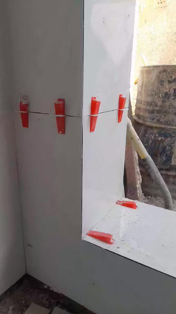 سلام عليكم خلفه متفرغ سيراميك الواح ارضي وجدرآمكاني شهداء البياع للستفسار اتصل ***********ملاحضه الصفحه بيها عملي
