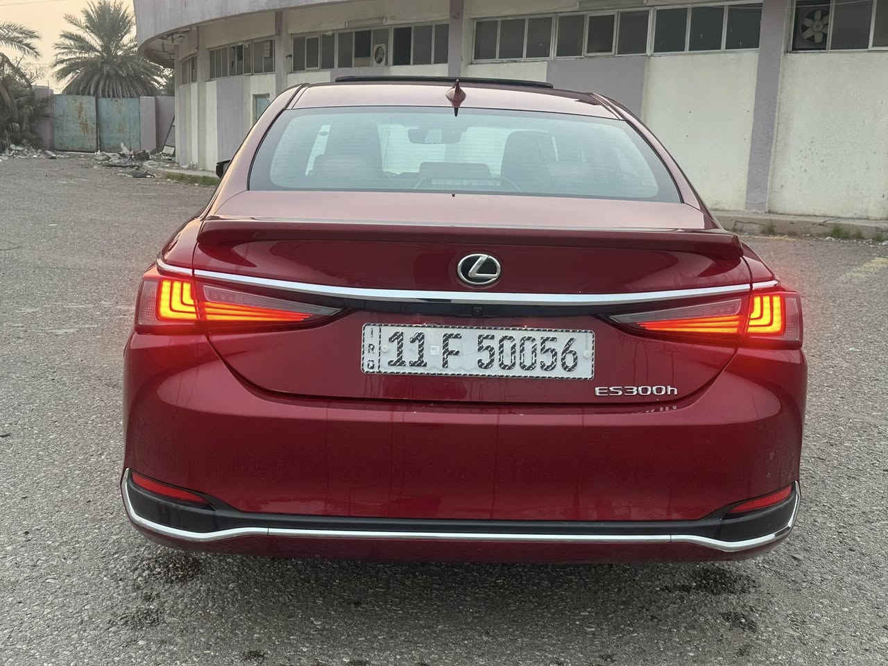 سلام عليكم
للبيع فقط 

لكزز es300 موديل 2024

حادثها فقط باب امبدل اصلي ومصبوغ

صور الحادث موجود بلصور 

مكاني بغداد العامريه 

السعر 310$

للاستفسار ***********
