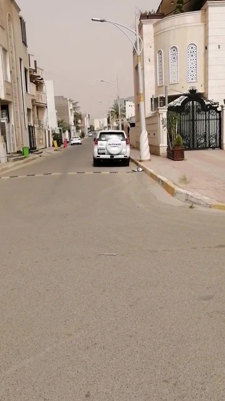للبيع... 
ارض سكنيه مدينة الرمادي حي المعلمين موقع مميز جدا الفرع مقابل جامع حي المعلمين  المساحه/١٢٠ متر
        الوجه/ ٨ × ١٥  مقابل مجمع المدارس 
للاستفسار مع مكتب أبو وسام للعقارات..الجاد بالشراء يتصل  على الرقم واتساب  *********** أبو وسام للعقار غير متواجد على الفيس للرد على التعليقات لطفاً..
 مكتبنا رمادي شارع٤٠ مقابل جامع الواثق
نستقبل جميع العروض التجاريه والسكنيه والزراعيه.
