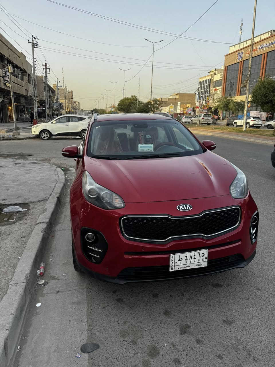 كيا سبورتج خليجي موديل ٢٠١٧ 

مكفولة من الضربة والصبغ 

سيارة بلادية الشركة الدولية 

مواصفات السيارة
. . . . . . .

محرك ٢٠٠٠ دوش

حساسات امامي خلفي

بصمة تشغيل 

بصمة ابواب

جنطة كهرباء

نظام صوتي JBL 

كاميرا خلفية دوارة

شاشة كبيرة

ثلاثة انظمة قيادة

فول تحكم ستيرن

سيارة عليها ادامه كامله

نانوسيراميك و تغليف داخلي

تغليف كشنات جلد احمر

ماشية ١٢٣ الف كيلو قابل للزيادة

مري شفط مع ترحيب

مكفولة من الضربة والصبغ

سيارة ماتصرف عليها ربع دينار

السعر ١٧٣ مجال بسيط جداً

السيارة باسمي والسنوية لغاية سنة ٢٠٢٩

مكان السيارة بغداد حي الخضراء

للتواصل 

***********
