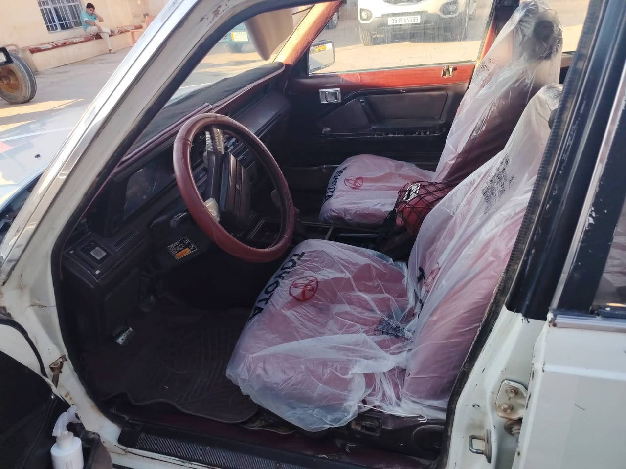 ألسلام عليكم للبيع تويوتا سوبر موديل ١٩٨٥ محرك وكير واكسل بلادي بحالة جيدة جدا تبريد شغال كير عادي رقم الأنبار شرط التحويل مجدد ٢٧ السعر ٣٥ ورقة وبيه مجال للاستفسار
***********
***********
