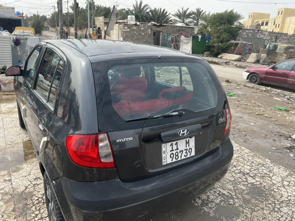 سلام عليكم سياره هوانداي جيتزي موديل 7سياره كير مكينه خير من الله شاشه تحكم استيرين فتحه السياره رقم دولي  السياره مصبوغه عام اثر جرد مكان السياره بغداد سعرهة ٥٥ اتصل على رقم *********** او خاص
