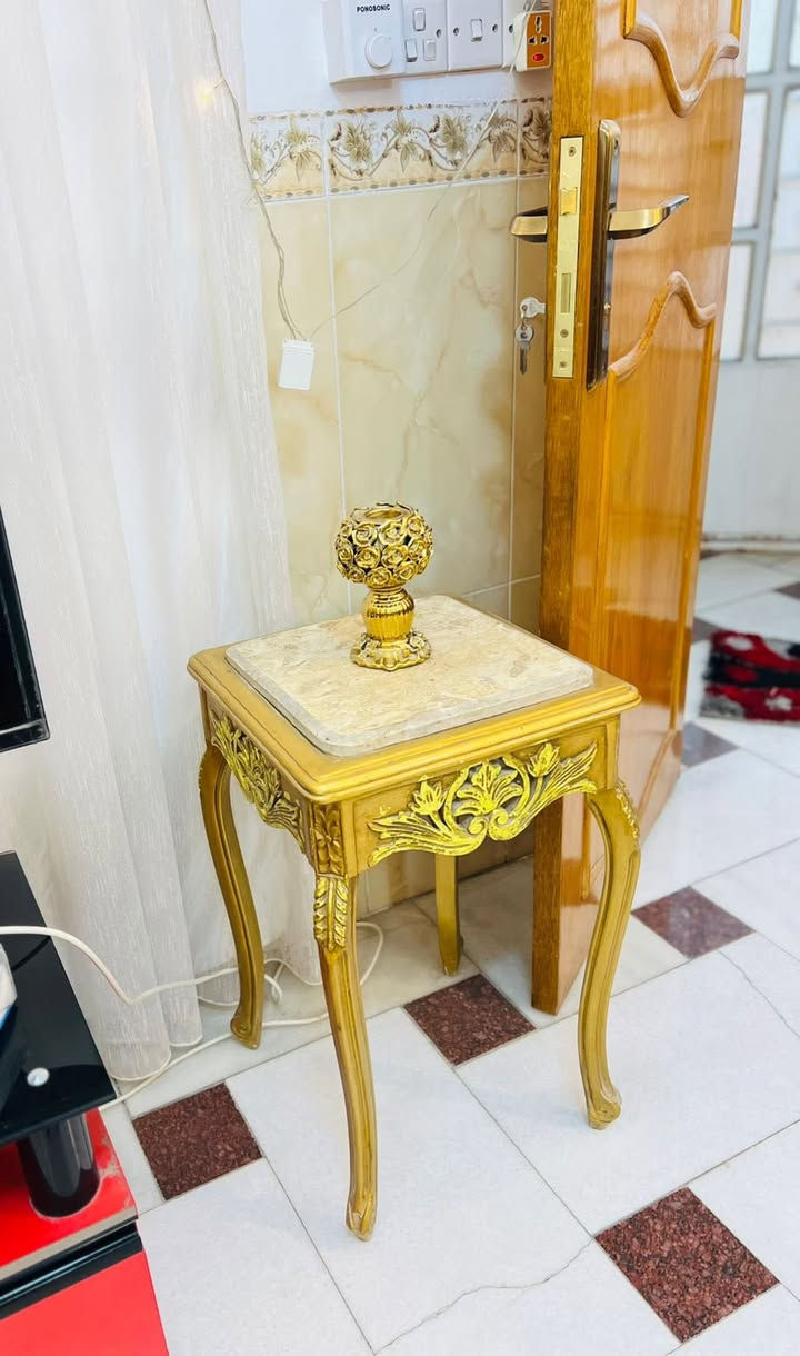 تخم مصري مستعمل 10 مقاعد وياه طبلات 3 اثنين صغار وحده وسطيه
اريده ب750 وبي مجال المكان بغداد


**إذا كنت صاحب هذا الإعلان وتريد حذفه لأي سبب، رجاءا أرسل رسالة إلى الدعم الفني**