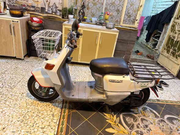 سلام عليكم دراجة بيكم جديدة برغي ما مفتوح بيهة جيب وياك فيتر يكلبهة سلف هندر اشاير استان كهرباءي شغال دراجة جديدة سعر ٦٠٠ مكان بغداد هاتف ***********
