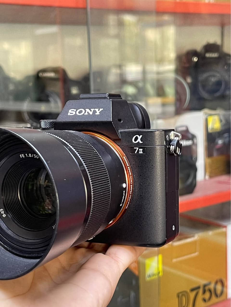 نيكون 2.450.000 شتر. (Z 6ll + 120.24  (22k

سوني 3.350.000 شتر. a7Riv + 24.70 GM (75k)

سوني 950.000 شتر. (a7 ll + 50m1.8 (14k

نيكون 850.000 شتر. (36k) 7500 + 18.140

نيكون 525.000  شتر. (47k)  7100 + 18.140

نيكون 2.000.000  شتر.  (67k) 850 + 24.120
 
نيكون 1.000.000 شتر. (57k) 750 + 70.300 nikon dx 

مركز شدن بغداد 
***********
بغداد باب الشرقي بغداد, العراق
