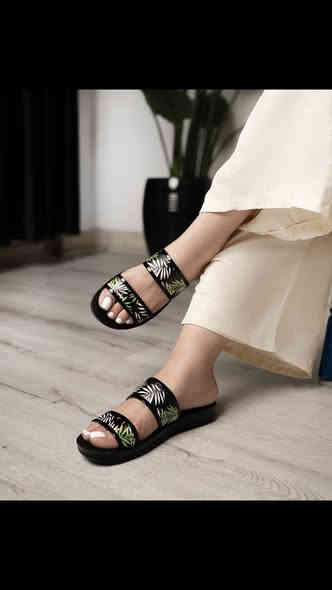 بضاعه جديده سعر الدرزن ٣٦ الف 
القطعه توصيل لكافه المحافضات 
عنوان الدوره حي الميكانيك 
***********
