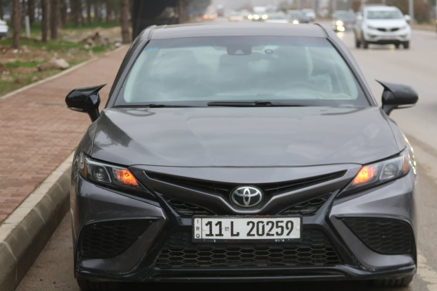 السلام عليكم ورحمة الله وبركاته
كامري مديل 2022 بغداد باسمي

بدون ايرباك حادثها بنيد 

ودعامية امامية فقط صبغ 

الباقي كفالة من الصبغ 

السيارة ماشية 46 ميل 

مكان السيارة بغداد 

السعر. 188    وبيها مجال بسيط 

صور الحادث بالمنشور + السونار

***********
