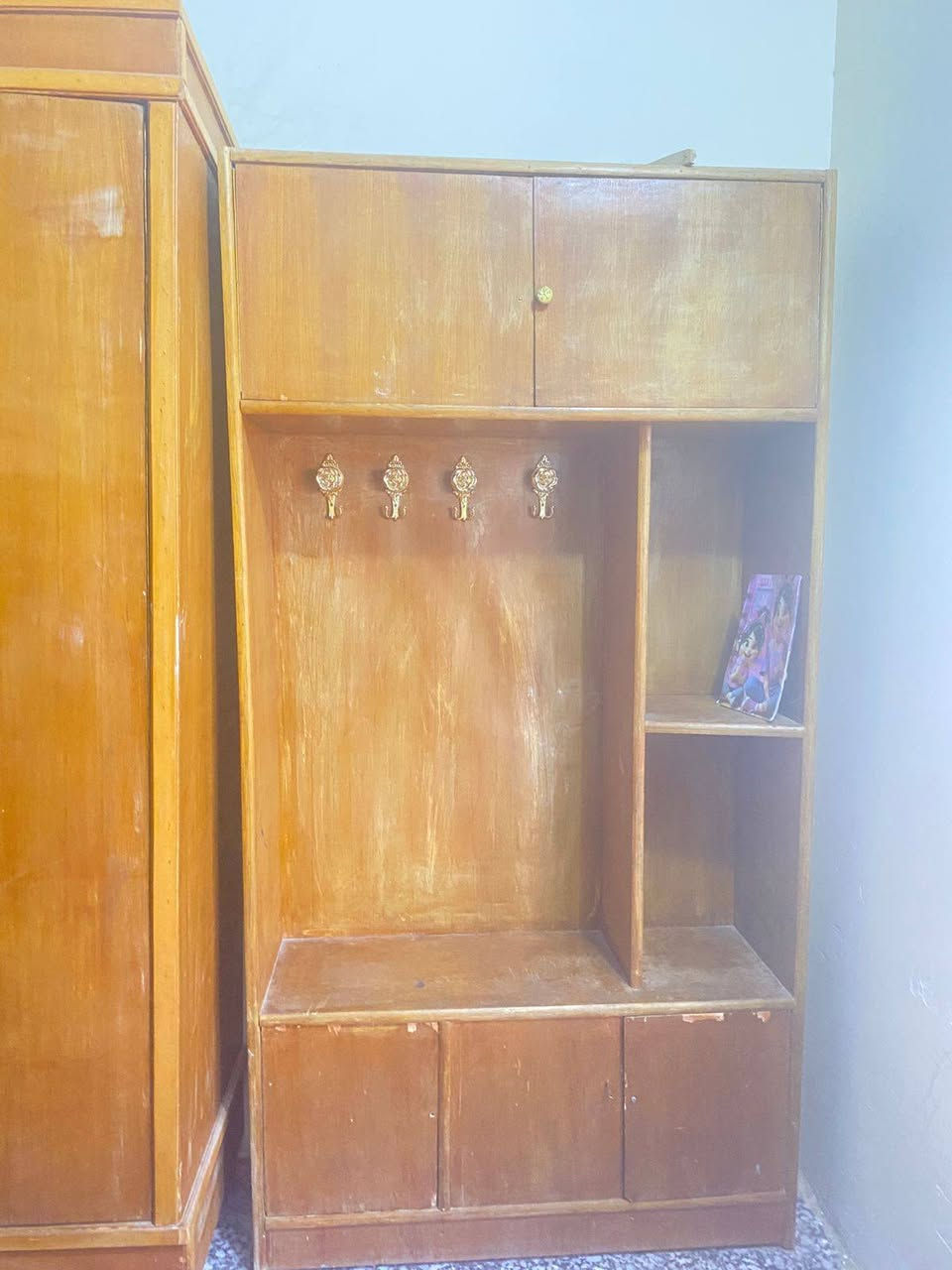 غرفه للبيع
*********** ومتواجد عله الفيس
