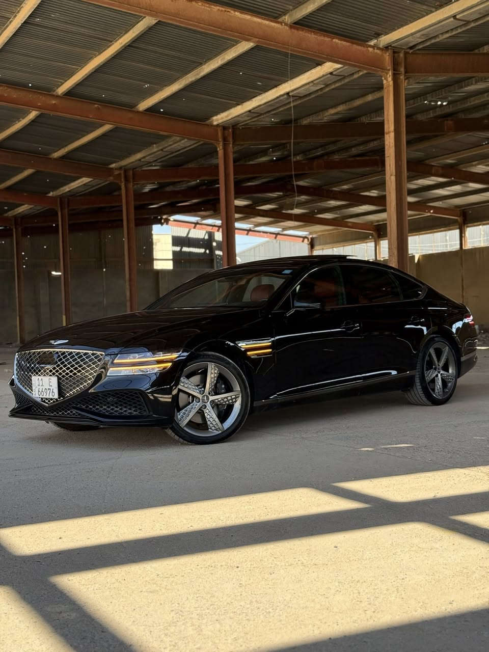 جنسز جي80  سبورت برستيج اعلى فئه
6 سلندر
 Genesis G80
الموديل 2024
الفىه الاولى بالمواصفات
التاير الخلفي يفتر مع التاير الامامي
المحرك 3500 تون تيربو
عدد الاحصنه 385 🐎

العداد 18 الف ونص مايل
رقم بغداد
الضرر بنيد جاملغ تبديل نفس اللون مع صبغ جزء من باب الساىق
ايوباك مقود فقط وراجع سستم
الشاصي والراديترات مكفول
اللغد الايسر متضرر
السعر 320 ورقه 
***********
المواصفات
1.بانوراما
2.برده كهرباء
3.كشنات جلد احمر مع تدفئه وتبريد بالكشنات وكهرباء
4.كشن السائق مساج
5.بانوراما
6.كامرات محيطيه عدد 4
7.السياره تتقدم وترجع بالبصمه
8.حساسات اماميه خلفي
9.اوتو بارك
10.عدادات ثيم متغيره حسب وضعيه القياده
11.نظام 3D  بشاشه العداد
12.نظام صوت lexicon 21 سماعه
13.مره شفط مع auto Dim
14.انظمه قياده عدد 4
15.صندوك كهرباء
16.ويل كب حجم 20 تو سايز
17.كاربون فايبر بالابواب والداشبورد
18.تشغيل عن بعد
19.شفتات بالمقود
20.خزن ميموري
21.خاصيه الخروج المريح
22.صندوك ذكي عن الاقتراب
23.نظام الترحيب عند الاقتراب
24.لايت تفاعلي
25.هاند بريك بصمه
26.اوتو هواد
27.داتا شو
