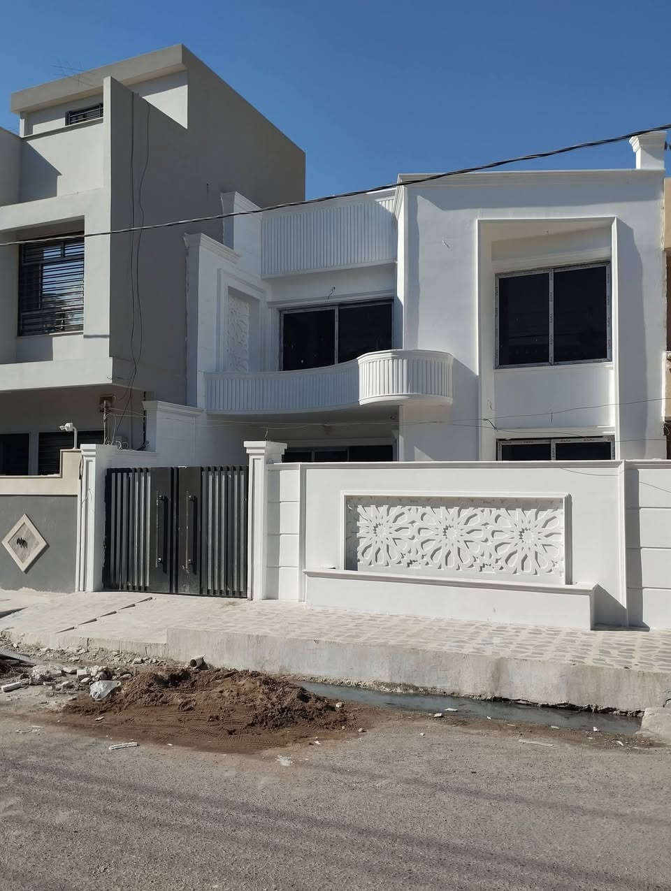 🏦 عروض مكتب بيت الأركان للعقار  🏦

الدار للبيع في حي العربي مساحة ١٦٧م 

الواجهة ٨.٧٥ م اتجاه قبلة السند مستقل 

استقبال هول مطبخ غرفة نوم صحيات

الطابق الثاني ثلاث غرف نوم وصحيات

الموقع  حي العربي قرب جامع  الخشاب 
🏦                                                 🏦
السعر على التليكرام https://t.me/alarkan_1
للاستفسار مراجعة مكتب بيت الأركان للعقار 

موقع موصل حي العربي قرب مطعم ماشاءالله 

 *********** / *********** / ***********  🏦
