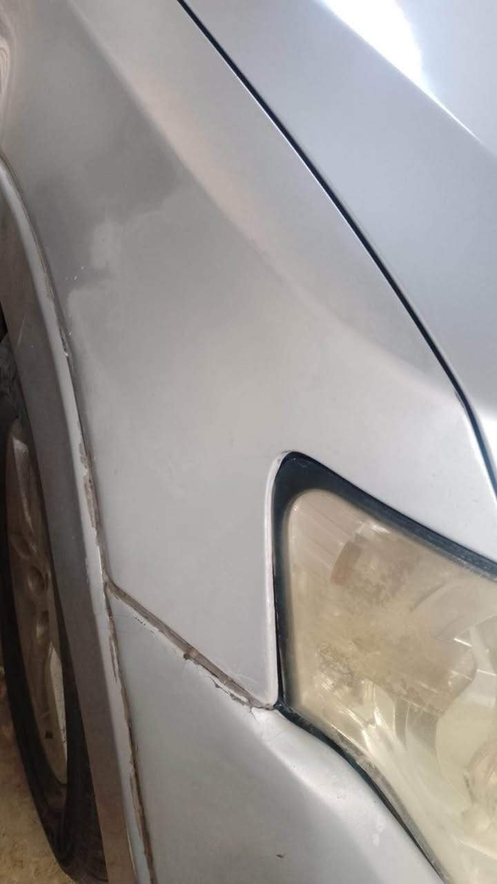 السلام عليكم متسوبيشي باجيرو 2008 خليجي السياره مكفوله عدا ربع الجاملغ الامامي وشوي بالجاملغ الخلفي بدون اي دواخل موضحه بالصور سياره جديده وجاهزه من كلشي رقم انكليزي وهزه جديده صارله شهرين تبريد تدفئه بالكشنات والكشنات كهربائي شرط التحويل ثاني يوم سعر 135 وبي مجال بيع او مراوس مكاني بصره شط العرب *********** البصرة, العراق
