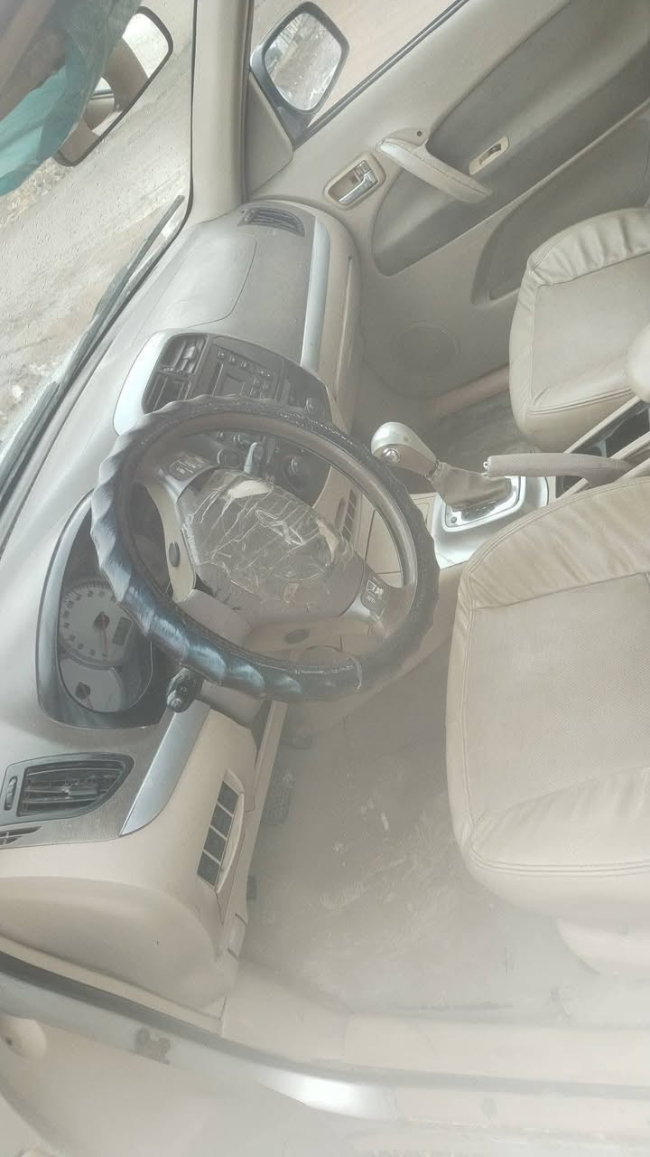 يوجد تيكو للبيع رقم بابل الماني
موديل 2011 كير ميكانيكي المرغوب 
المحرك 2000 المرغوب 
مكفولات جدد 
الكشر بيها تنكيدات خويس  البنيد بي جراد بصيط  مكفول من الصبغ والضربه
تبريد شغال 
تخم تاير 
الكهربائيات كلها شغاله سياره مال جناي الف دينار مذب عليها 
مال بيت 
السعر 50ورقه ارفعولي المنشور بكلمه يا رزاق 
للاستفسار الاتصال ***********مكاني بغداد البياع الشرطه الخامسه
