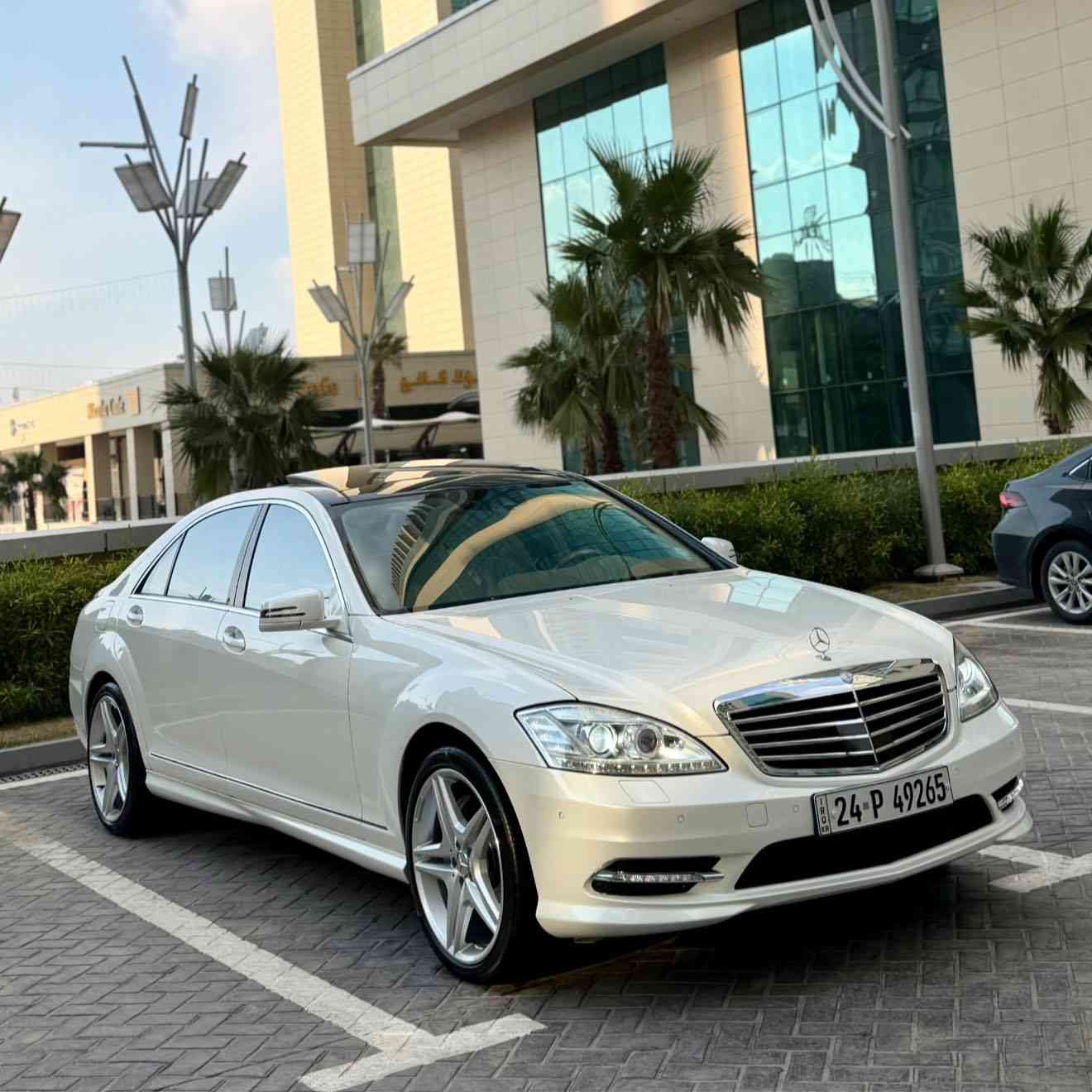 ‏‎السلام عليكم ... للبيع🖤سياره زيرووو📦
135كم الف ماشى حقيقى🧿 
‏‎‏ Mercedes Benz 2012 AMG VIP S500 
‏‎اخوان السيارة استلام شركة مارسيدس يعني و ✅كاله خليجي صفر ضمان دولي  سوجين 
‏‎مكفوله بي اي نقص كفالة عامه من دعاميه ✅لي دعاميه گير محرك كلش بشرت 
‏‎‏‎بدون صبغ بدون تعديل 
✅سيارة فول مواصفات -8سلندر
‏‎✅موديل: 2012
‏‎ماشيه : 135كم الف حقيقي بشرط كومبيوتر
داخل لون كريمى 
‏‎کشنات جلد
‏‎كشنات خلفي امامي كهرباء وتدفئه وتبريد
‏‎كشنات مساج - ثلاجه-ديفيدى-
كشنات ٤ ميموري-بانوراما-‎ناظور ليلى
‏‎٦ سيدي جنجر-‏‎ريموت كونترول داخلي
‏‎نظام اناره عالي ناصي ولاياتات تصعد وتنزل ويمين ويسار حسب اتجاه السياره وحركتها اوتوماتيك-‏‎حساس مطر اوتو-‏‎تحكم ستيرن
‏‎٥ بردات كهرباء-‏‎صندوق شفط
‏‎تبريد قطعتين ويه التكم-‏‎لايتات زينون اوتو
‏‎دبلات تصعد و تنزل
‏‎٣ انظمه سياقه سبورت وعادي وكستم
‏‎نظام دخول وخروج السايق من المقعد الامام
‏‎تجوات كهرباء-‏‎مري شفط
‏‎سماعات هارمان كاردون 
‏‎حساس اماي خلفي-‏‎كاميرا خلفي -‏‎١٤ ايرباك
‏‎باب شفت-‏‎٤ أبواب بصمه -‏‎تشغيل بصمه
‏‎تحكم بالبانوراما والأبواب والبردات من خارج السياره
‏‎اناره ٣ الوان
‏ رقم و سنويه جديد بي اسمي
‏‎‏‎شرت تحويل 
‏‎‏‎مكان السياره اربيل
السعر: 288 ورقه بيا مجال 
‏‎‏‎تلفون 📞 
‏‎‏‎ ***********
‏‎‏‎ ***********
