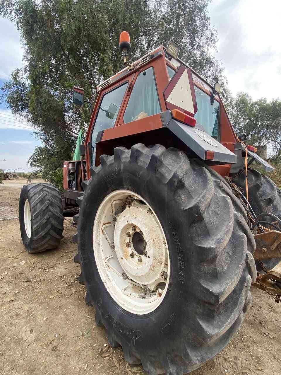 فيات 160 نصاوتماتيك مع ليزر 4 متر مشتغلة موسم ونص نضيفة ومكفولة من محرك وكير مكينة عدلة ونضيفة للاستفسار 

‭0781 487 9823‬
