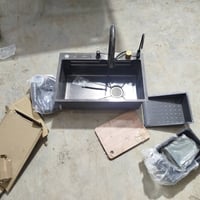 توفر 3قطع بقن لحكو توصيل الجميع المحافظات الاتصال 07775538179