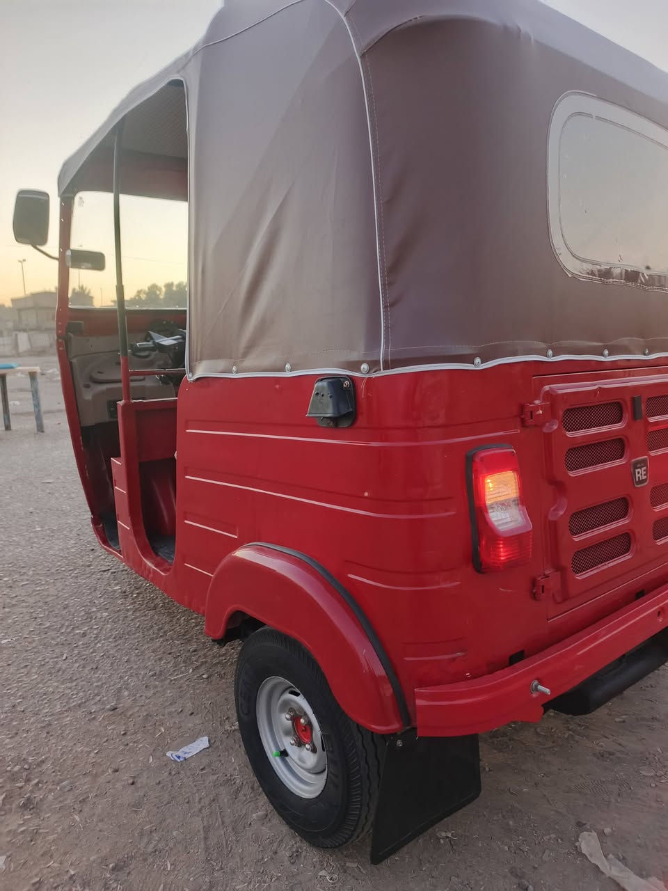 اسلام عليكم تكتك 18/شهر/11/تكتك مصبوغه جمالية بدون ضربه مكينه عشرين تكتك نضيفه وخير من الله مكاني بغداد م الصدر ***********
